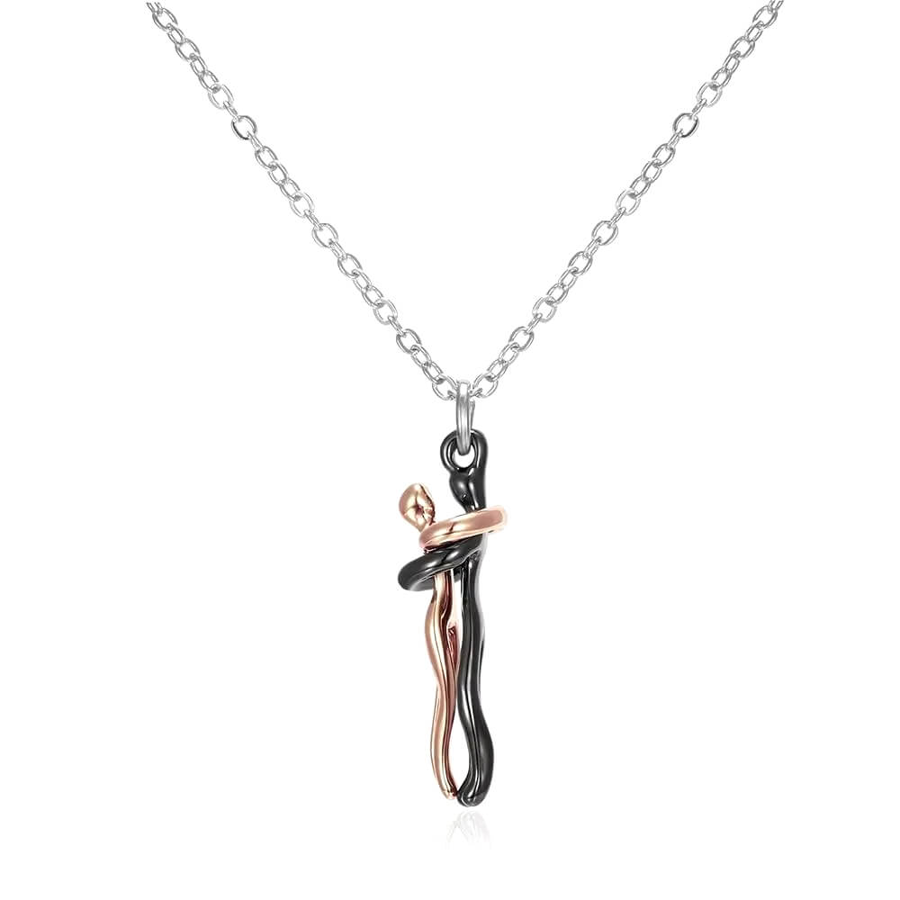 Collier couple en acier noir et or rose – Pendentif étreinte romantique sur chaîne en argent